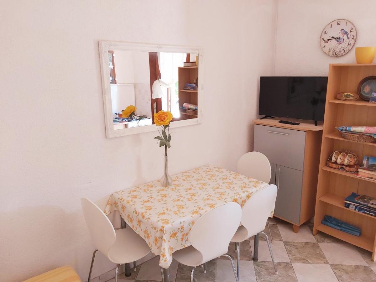 Gabriel Apartment *